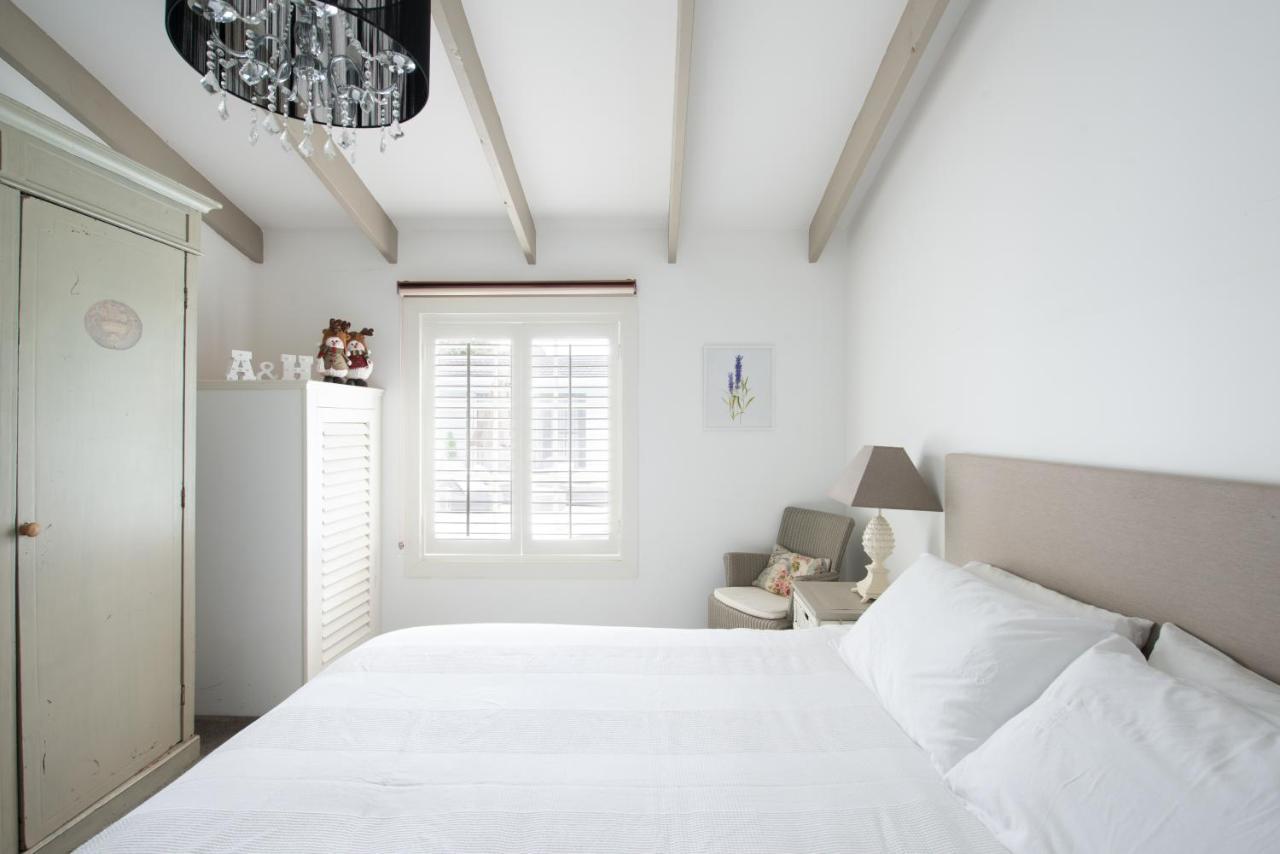 Bycroft Lodge Karaka Bagian luar foto