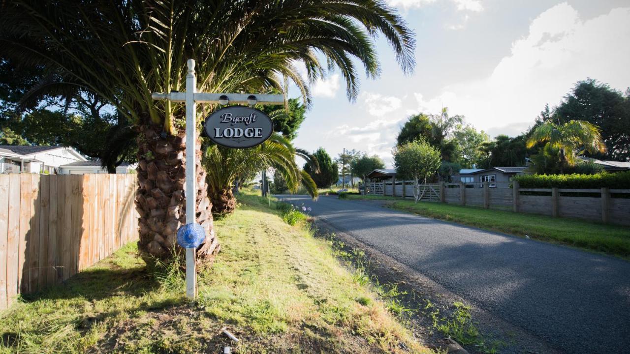 Bycroft Lodge Karaka Bagian luar foto