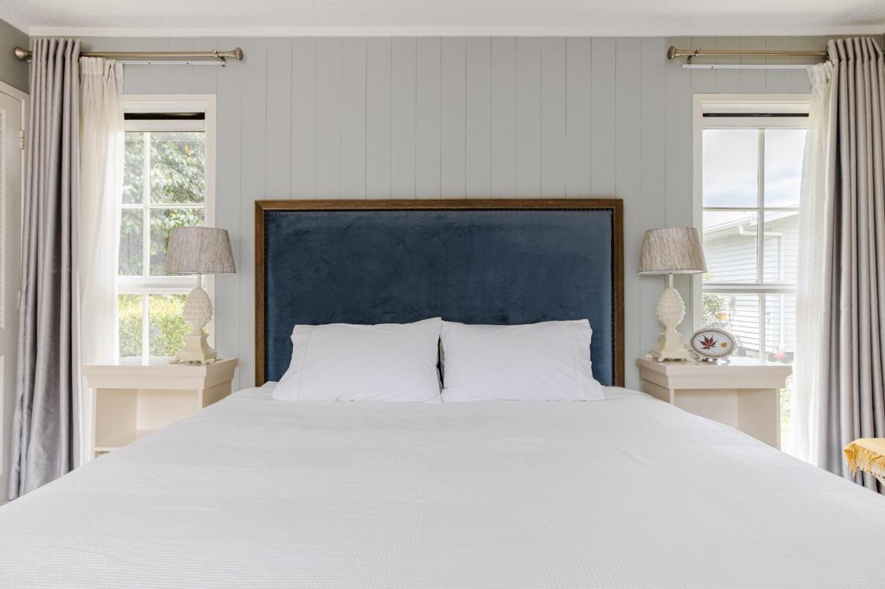 Bycroft Lodge Karaka Bagian luar foto